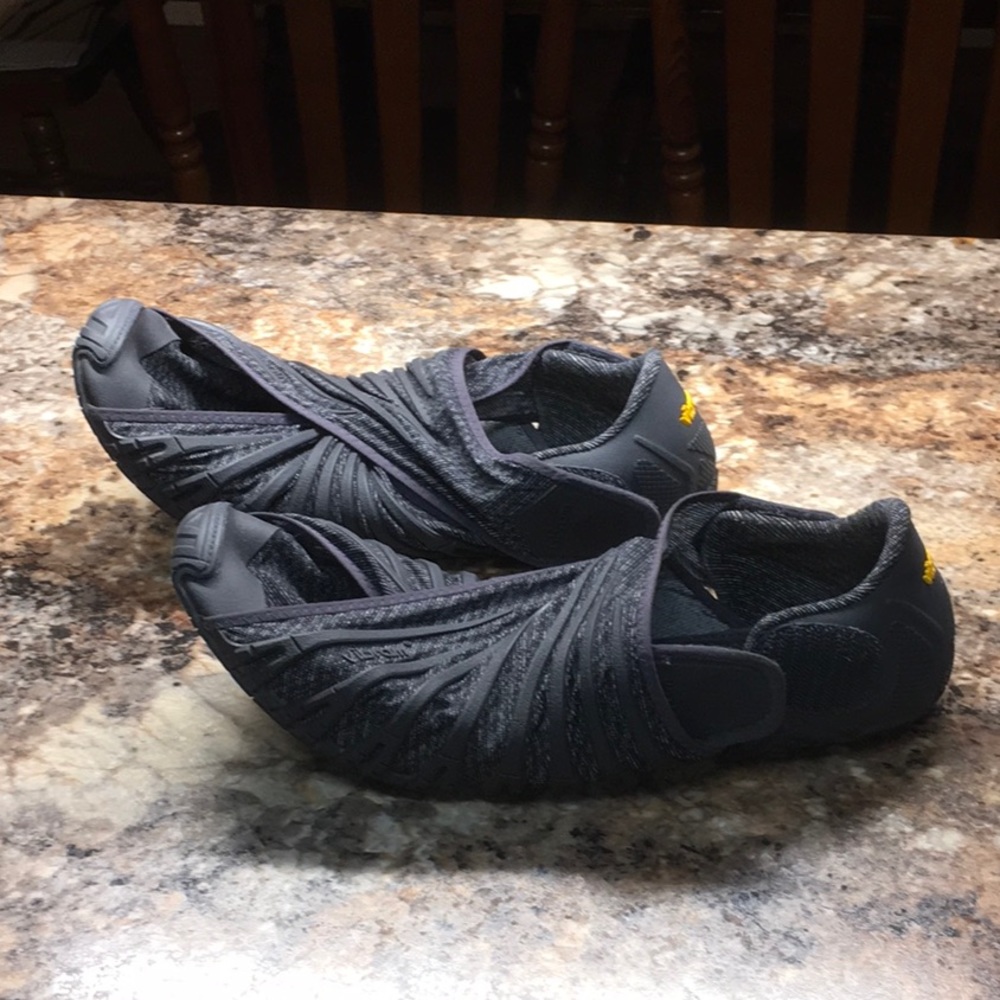 Vibram Men's Furoshiki Black Sneaker